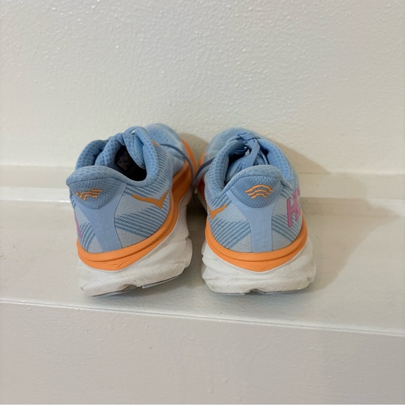 HOKA OneOne Women's Clifton 9 Running Shoes in Airy Blue/Ice Water Size 9 B - Picture 4 of 10